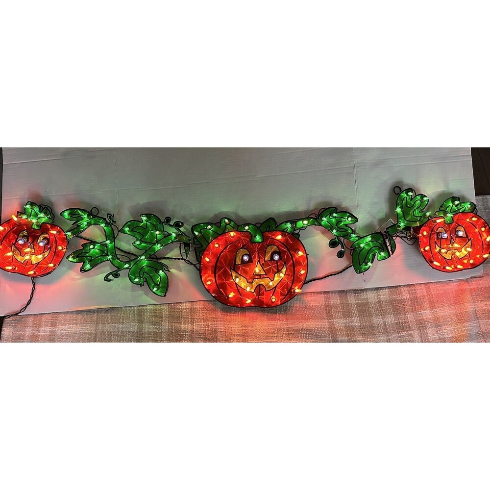 Noma 4 Foot Holographic Roofline Halloween Decoration 100 Lights w/box!